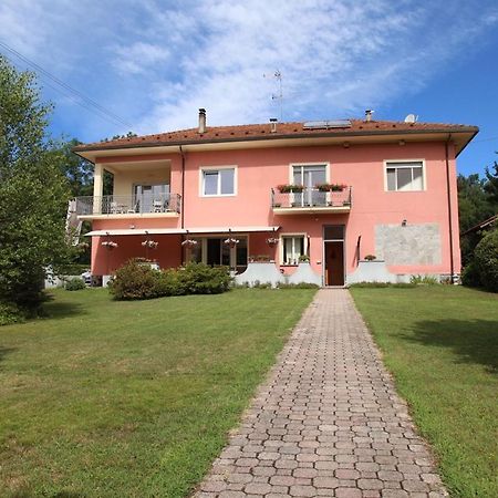 La Rosa Tra I Laghi B&B Meina Buitenkant foto