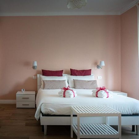 La Rosa Tra I Laghi B&B Meina Buitenkant foto